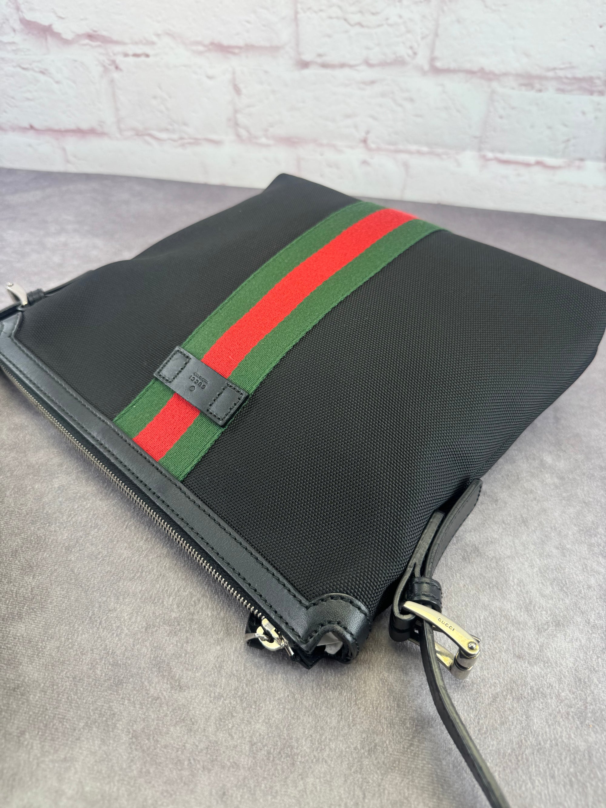 Gucci Sherry Line Techno Canvas Web Messenger Unisex Bag