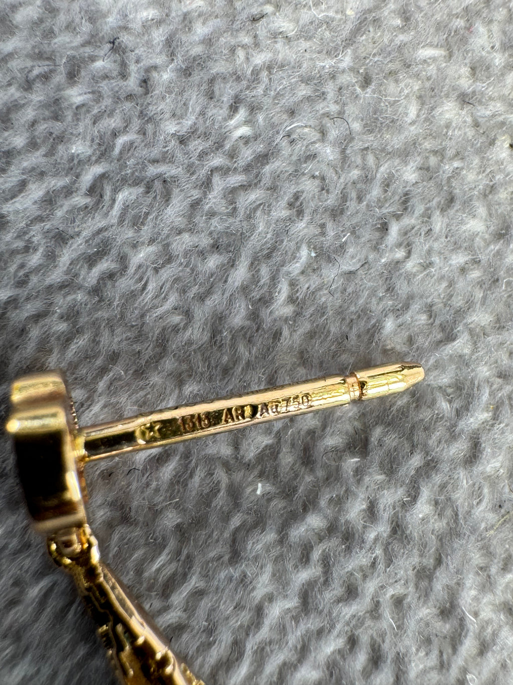 Gucci Diamantissima 18k Yellow Gold Small Drop Earrings