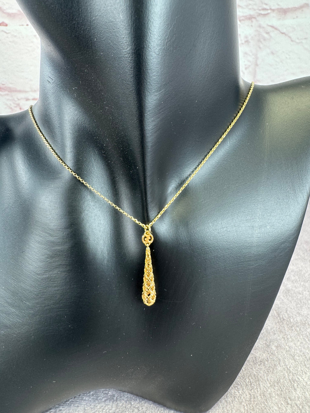 Gucci Diamantissima 18k Yellow Gold Pendant Necklace