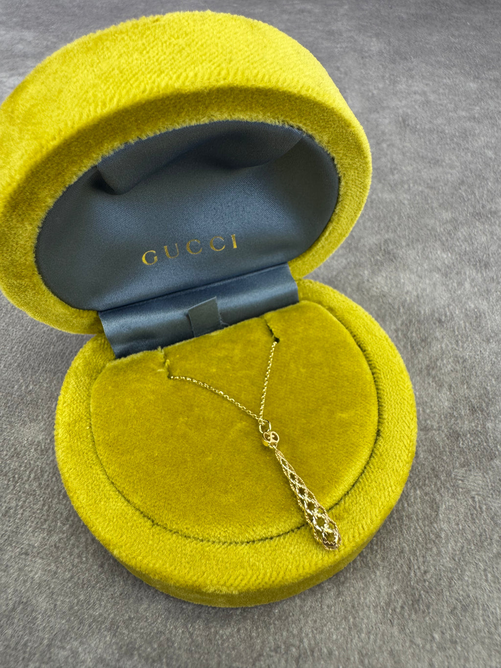 Gucci Diamantissima 18k Yellow Gold Pendant Necklace