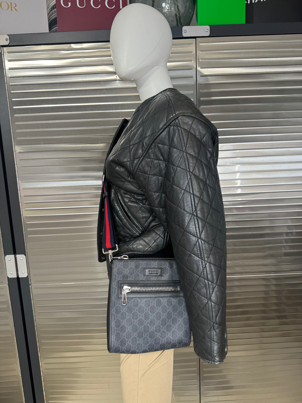 Gucci Supreme GG Canvas Black Messenger Bag