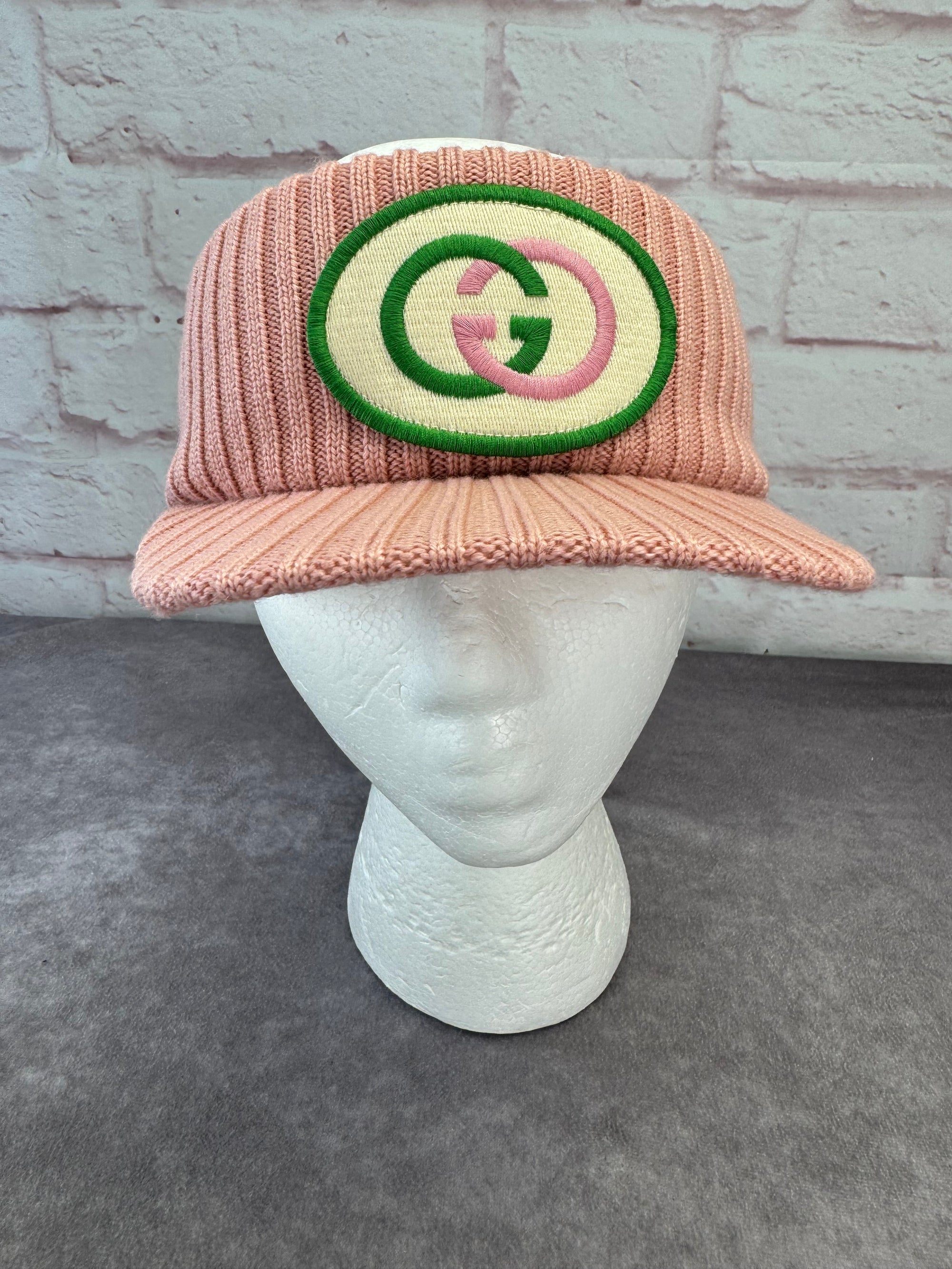Authentic Gucci NWT Wool Knit Logo Pink Visor Cap