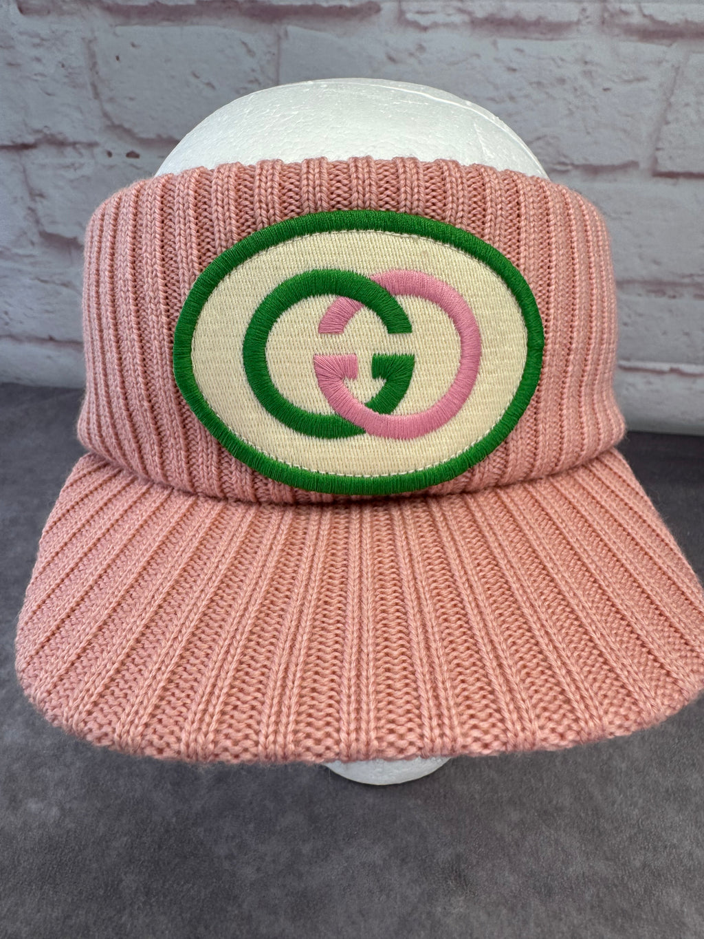 Authentic Gucci NWT Wool Knit Logo Pink Visor Cap