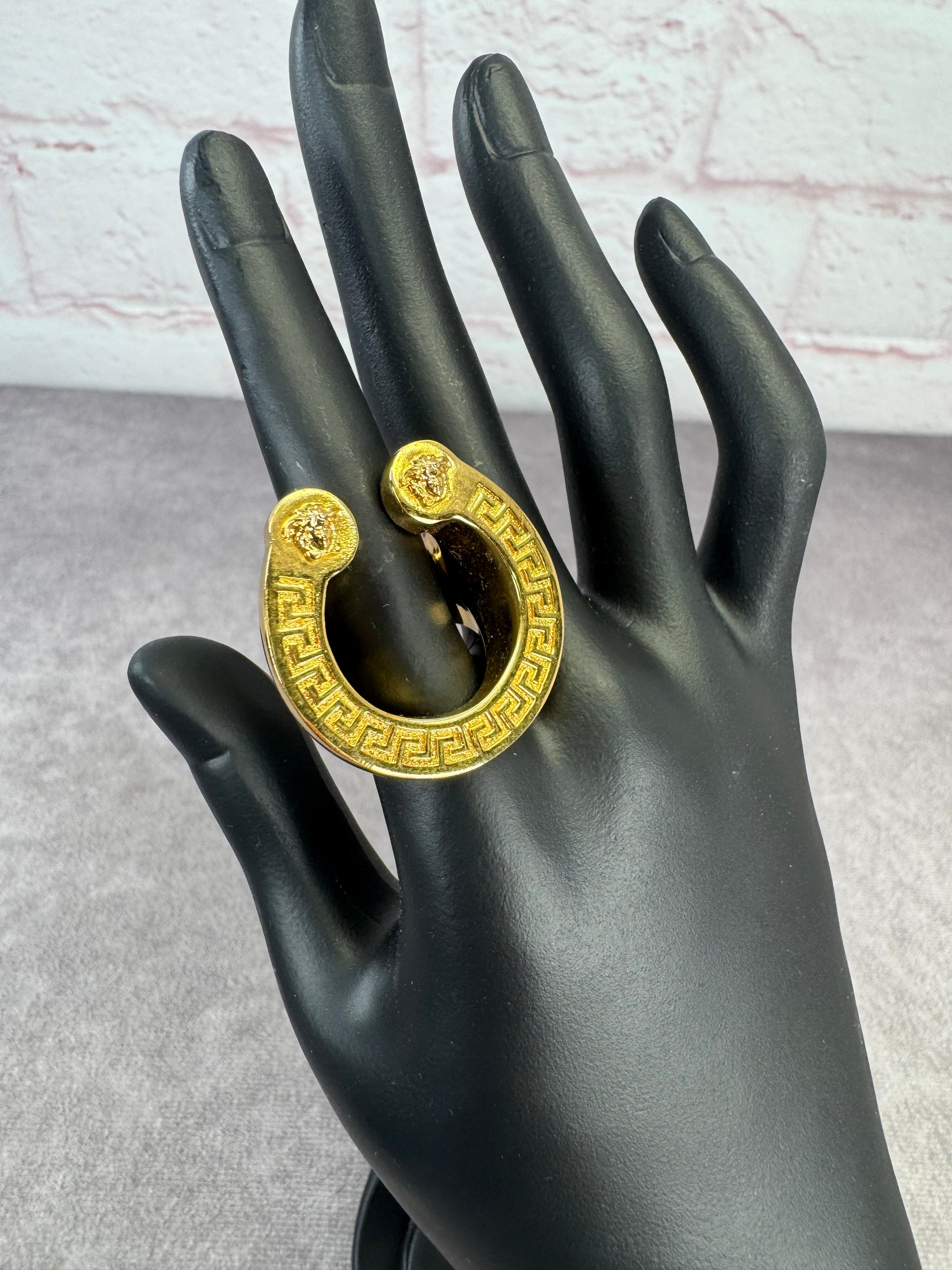 Versace Unisex Medusa Gold Rodeo Ring