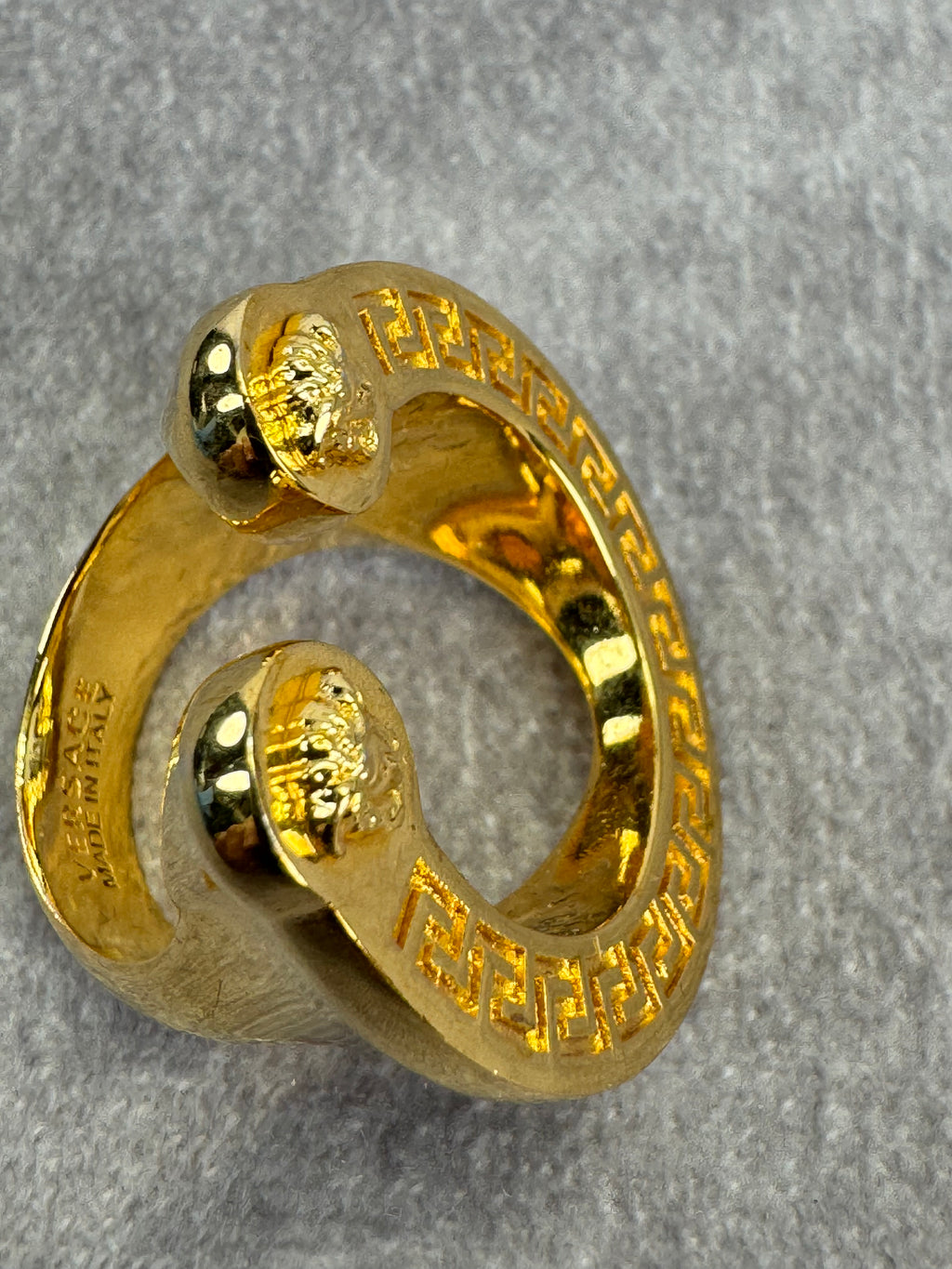 Versace Unisex Medusa Gold Rodeo Ring