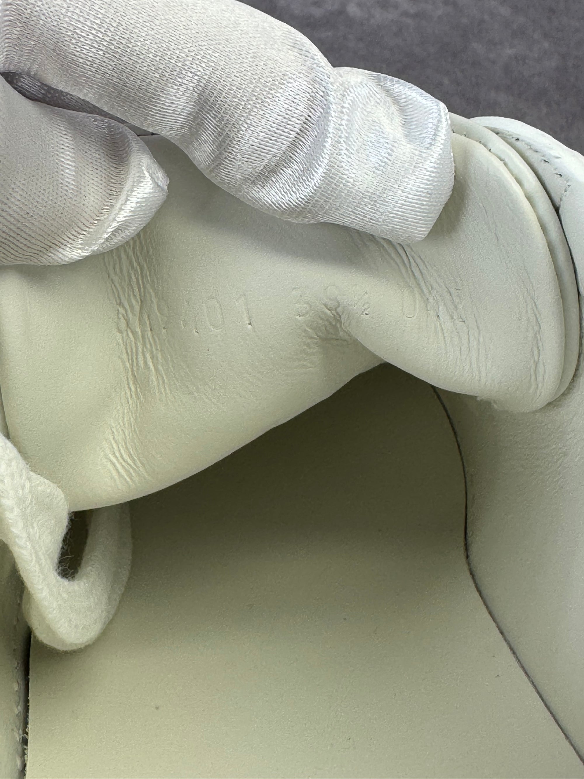 Gucci x Disney NIB Donald Duck Ace Web Low Top Sneakers