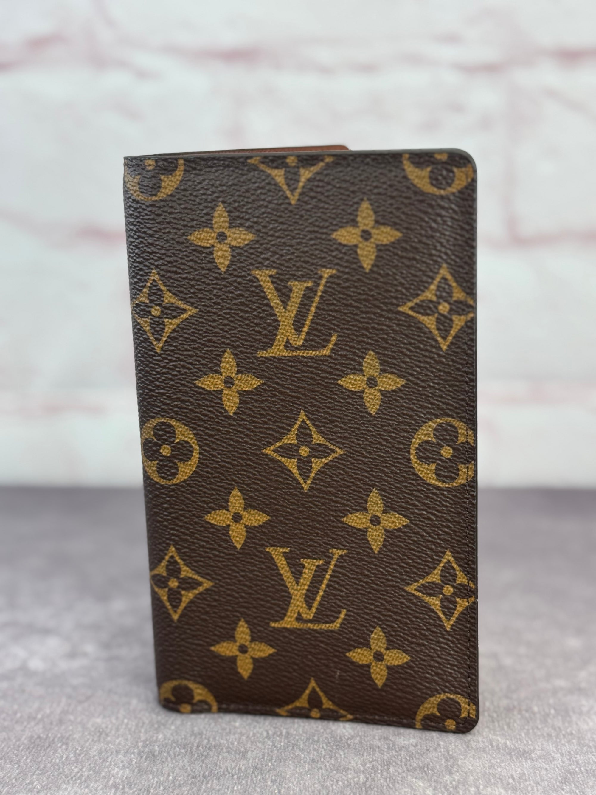 Louis Vuitton Monogram Canvas Card Organizer Checkbook Wallet