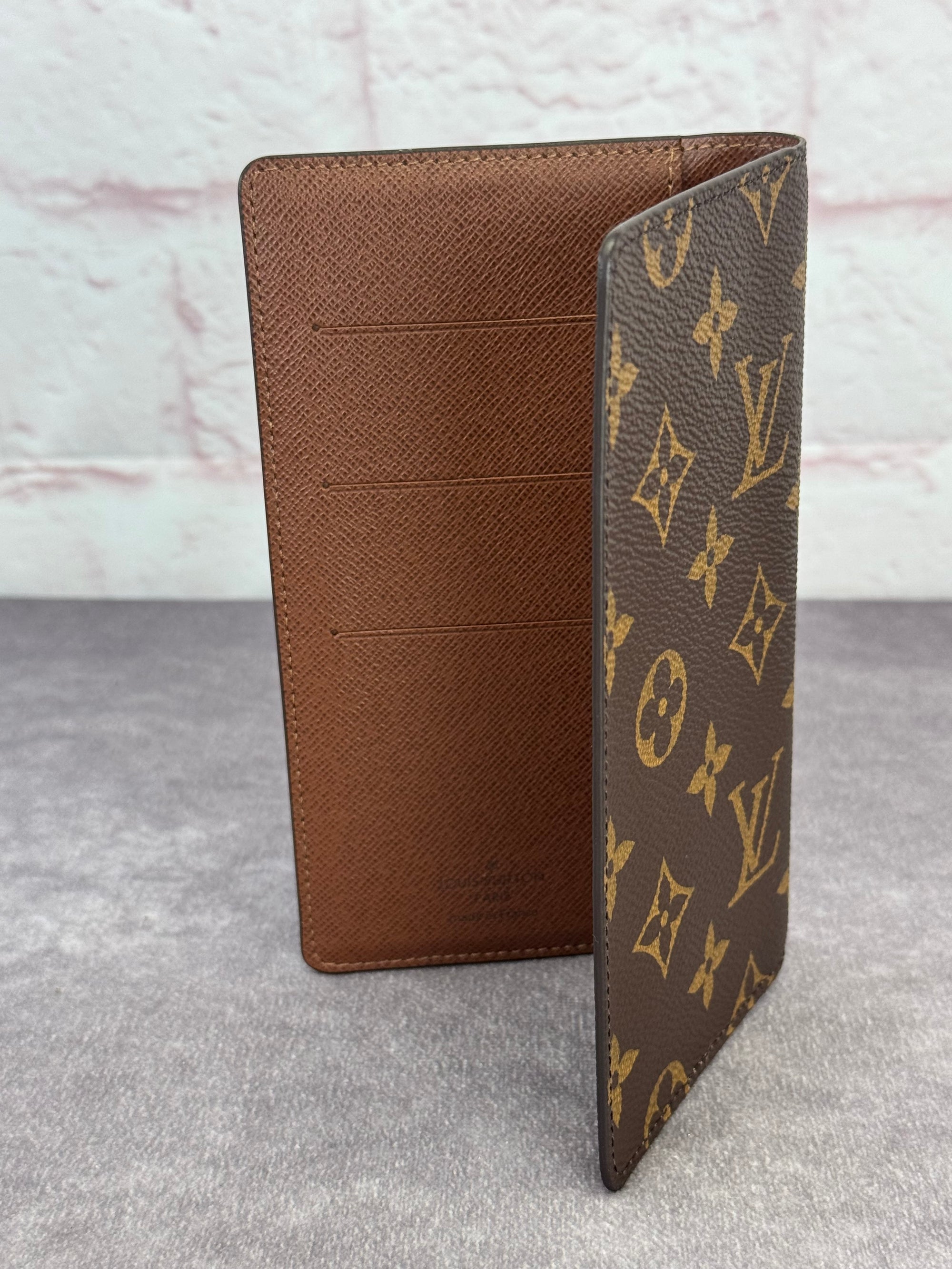 Louis Vuitton Monogram Canvas Card Organizer Checkbook Wallet