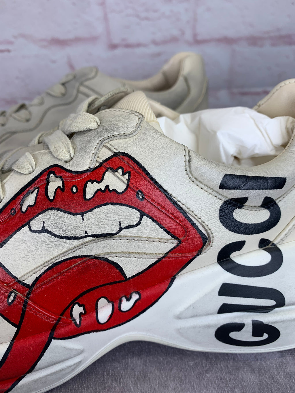 Gucci Rhyton Mouth Low Top Sneakers