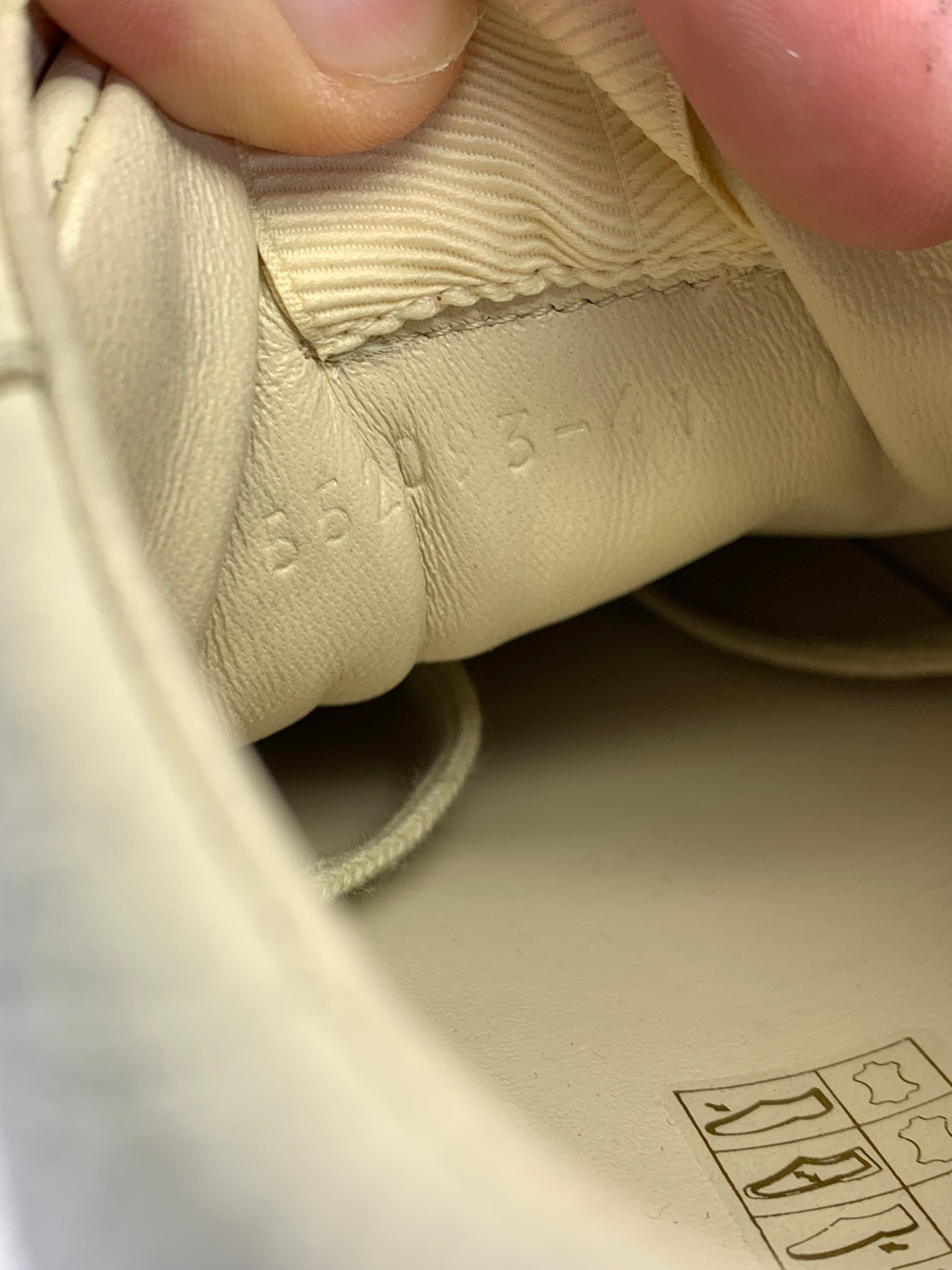 Gucci Rhyton Mouth Low Top Sneakers