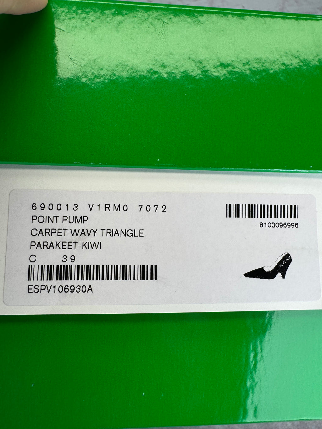 Bottega Veneta Resort ‘22 Carpet Wavy Triangle Point Pumps