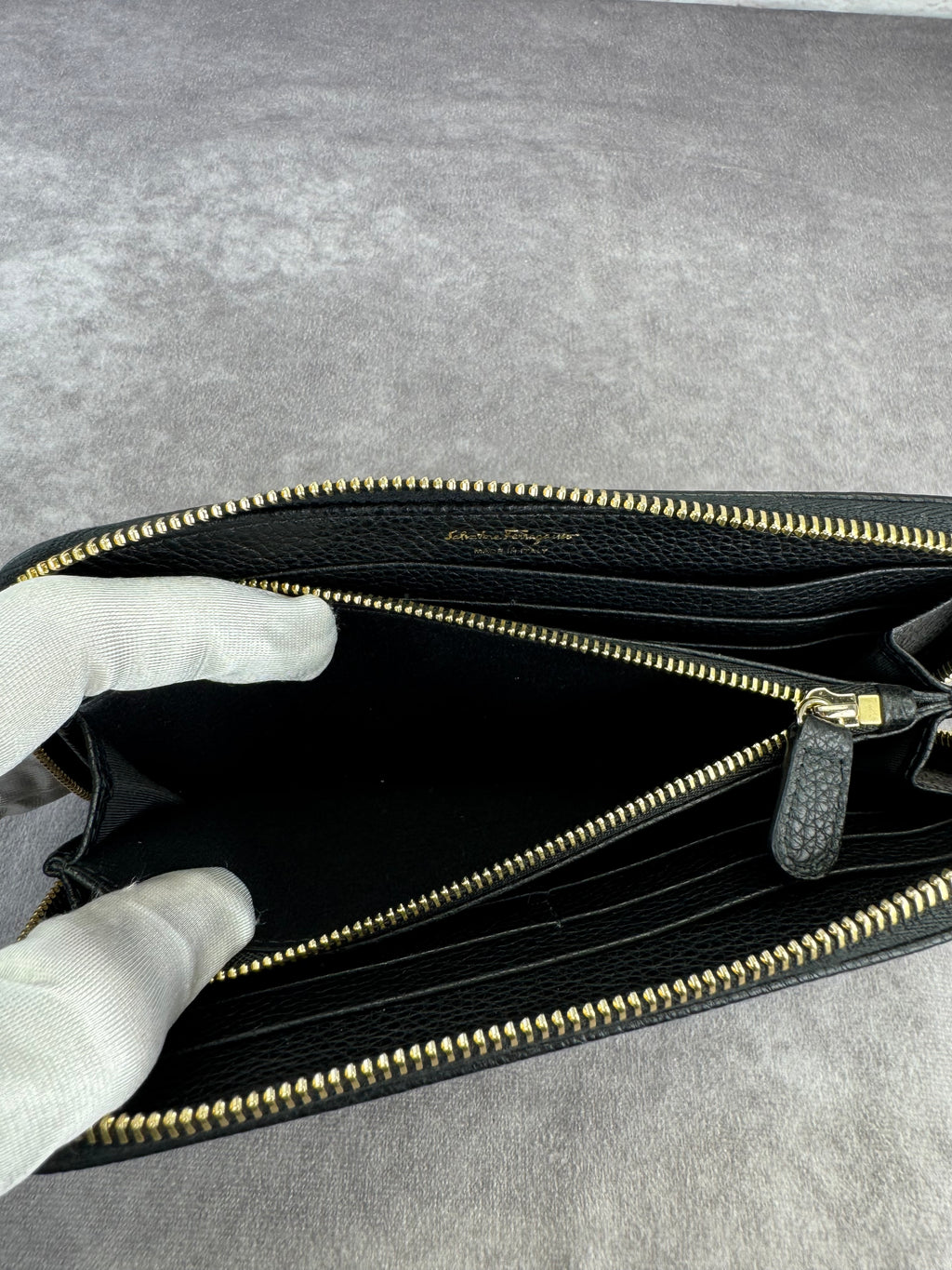 Salvatore Ferragamo Gancini City Zip Black Leather Wallet